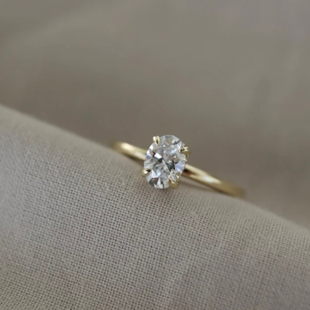 14k yellow gold Solitaire Oval Engagement Ring and Vintage Wedding Band